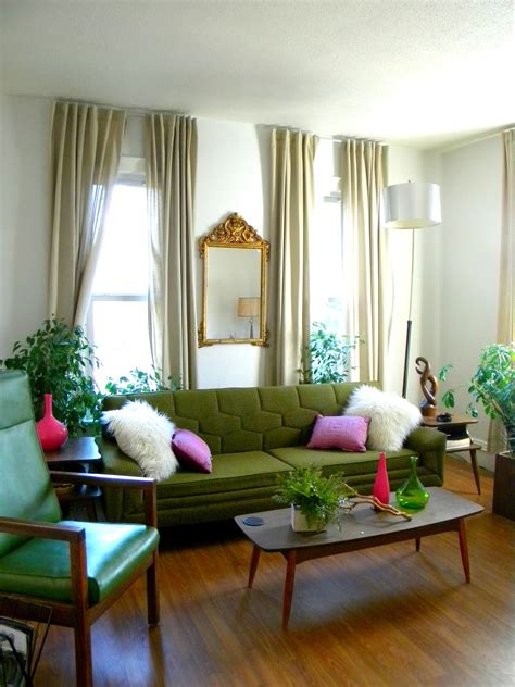 Famous What Color Goes With Olive Green Decor 2022 - Decor