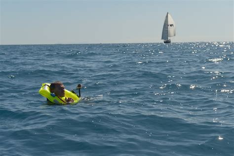 How to recover a man overboard - Sailboats Show