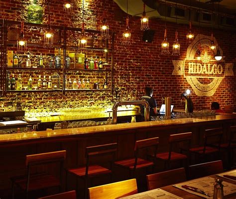 Hidalgo Cervecería Primer Etapa – ARQA | Decoración de cervecería ...