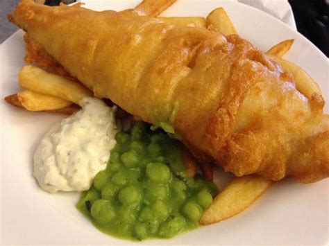 G's fish & chips (w/mushy peas of course!) | Mushy peas, Fish and chips, Food