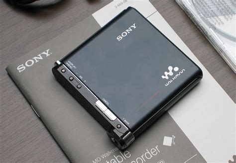 Sony MZ-RH1 portable MiniDisc Recorder - a photo on Flickriver