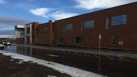 New Windsor school too small due to higher than anticipated enrolment | CTV News