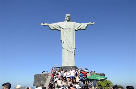 Cristo Redentor | Passeios no Rio de Janeiro | RioCarnaval.Org