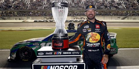 Martin Truex Jr. Wins NASCAR Cup Regular Season Title, Still Seeded Second for Playoffs