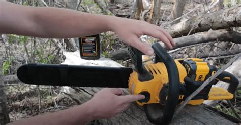 DeWalt Pole Saw Attachment: What You Need to Know? - PoleSawGuide