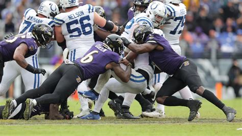 Ravens D Swarms Colts on Fourth-Down Stop | Ravens-Colts Highlights, Week 3