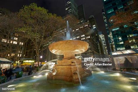 391 Bryant Park Fountain Stock Photos, High-Res Pictures, and Images - Getty Images