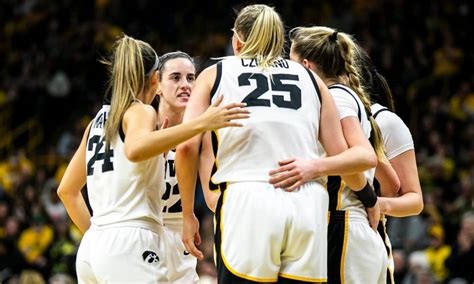 Iowa Basketball: Hawkeyes climb a seed line in women’s Bracketology