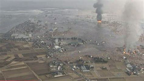 Foto dan Gambar Gempa Bumi dan Tsunami di Jepang | Dunia Baca