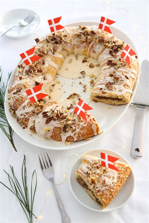 Old Danish Christmas Kringle (Dansk Smørkringle) | Sprinkle Bakes