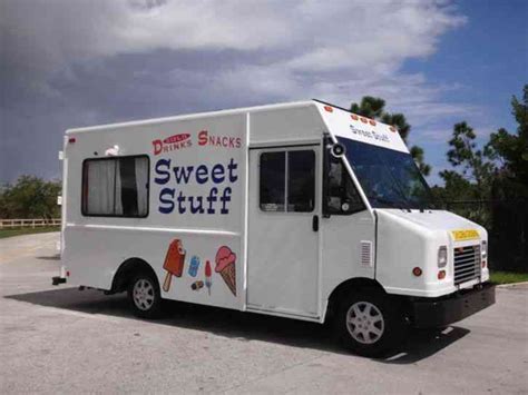 Ford E350 Ice Cream/Food Truck (2009) : Van / Box Trucks