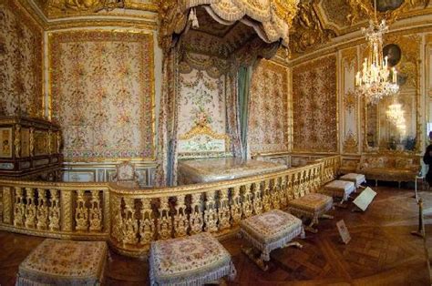 Marie Antoinette's: Versailles: a Bedroom of style