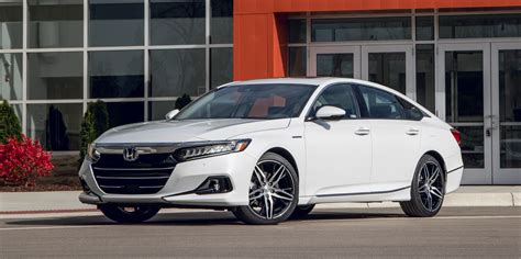 2021 Honda Accord Review, Pricing, and Specs