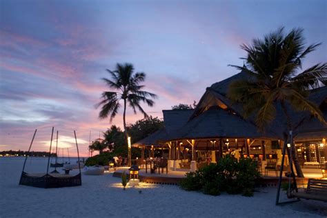 Banyan Tree Vabbinfaru Resort & Spa | Maldives Resorts | Perfect Voyage Maldives