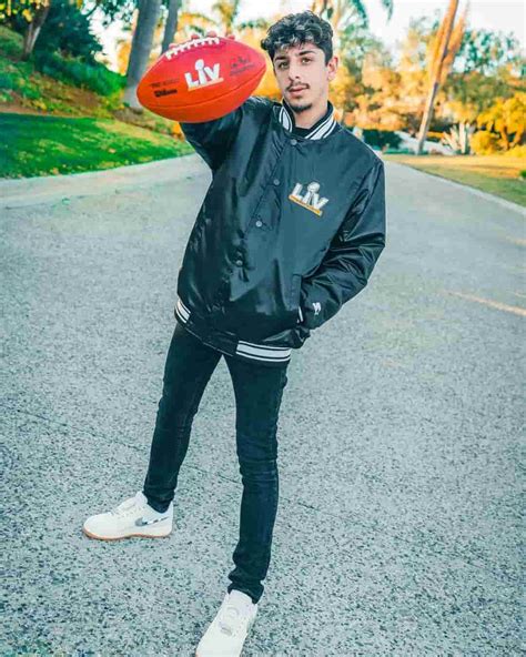 FaZe Rug - Wiki, Bio, Facts, Age, Height, Girlfriend, Net Worth