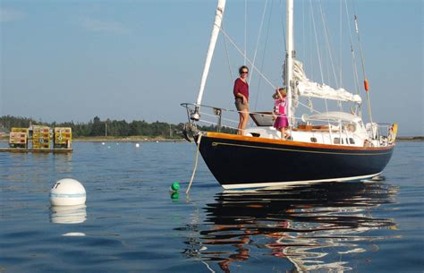 Cruising: Mooring Pirates - Sail Magazine