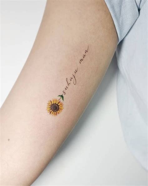 Inspiración mínima | Inkstinct | Unique wrist tattoos, Sunflower tattoos, Body art tattoos