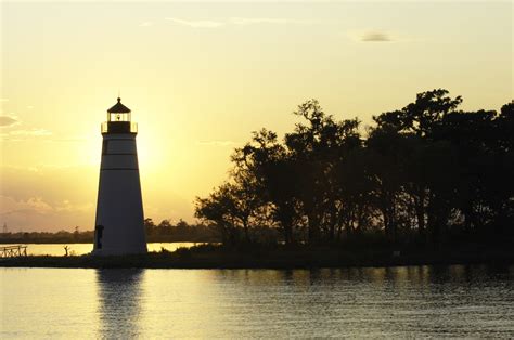 The Ultimate Guide to Fishing on Lake Pontchartrain