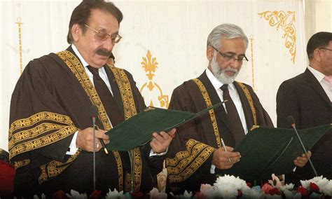 Judges of superior courts sworn in - Pakistan - DAWN.COM