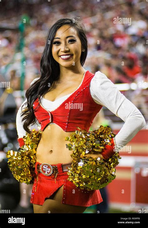 The san francisco 49ers cheerleaders hi-res stock photography and ...