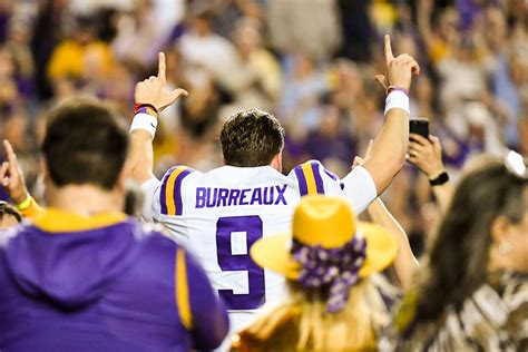 Purple & Golden: How the 2019 LSU Tigers Dominated College Football ...