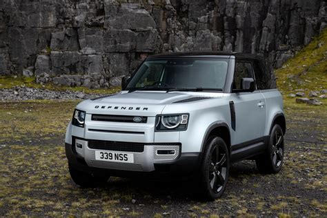 Land Rover Defender Gets New Plug-In Hybrid And Diesel Variants | Carscoops