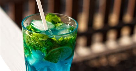 Blue Mojito Recipe - Blue Curacao Mojito Cocktail - Cocktails With Class | Blue mojito recipe ...