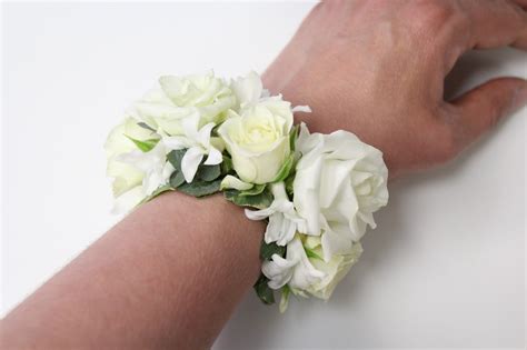 In the shop: floral jewelry