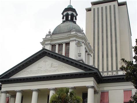 Florida Legislature approves election bill that eliminates resign to run provision