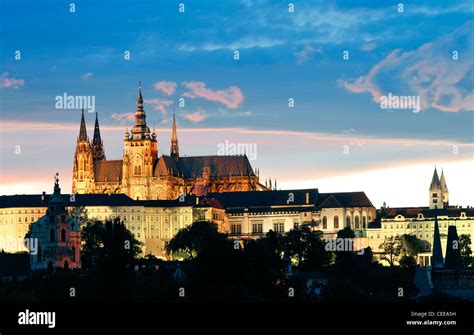 A view of the Prague Castle at Night Time Stock Photo - Alamy