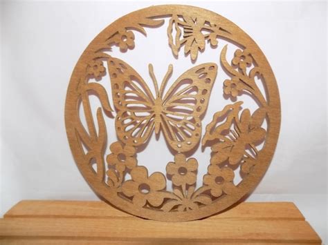 Items similar to NEW BUTTERFLY With FLOWERS Scroll Saw Plaque on Etsy