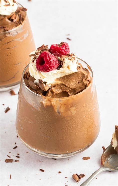 Avocado Chocolate Mousse (5 Ingredients!) - The Big Man's World