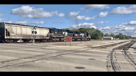 5 Track Railroad Crossing & Norfolk Southern Research Train In Circleville Ohio! 3 Different Trains!