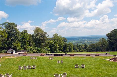 Photo Tour Bear Chase | Brewery Tours Loudoun County | Bear Chase Brewing Company VA