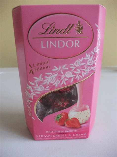 Lindt Lindor Strawberries & Cream (Limited Edition) Review