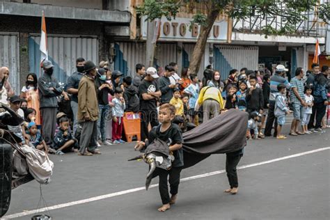 Batu City Local Cultural Arts Festival, Bantengan Nuswantara 2022. Editorial Stock Image - Image ...