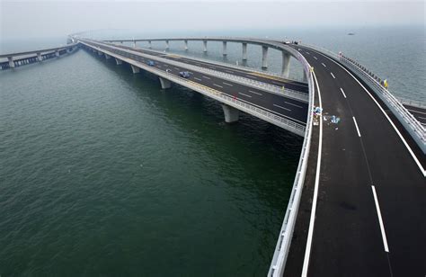 World's Longest Bridge in Sea | Pentstech