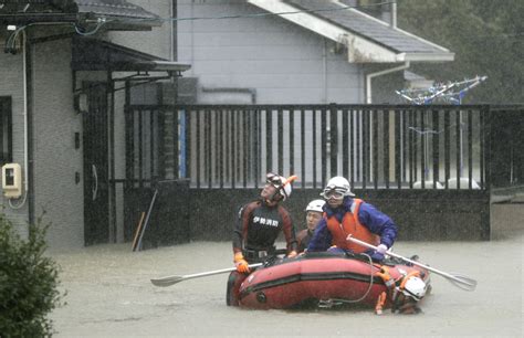 Tokyo area shuts down as powerful typhoon lashes Japan | PBS News Weekend