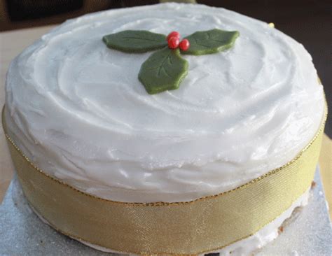 Delicious Gluten Free Christmas Cake, easy to follow recipe.