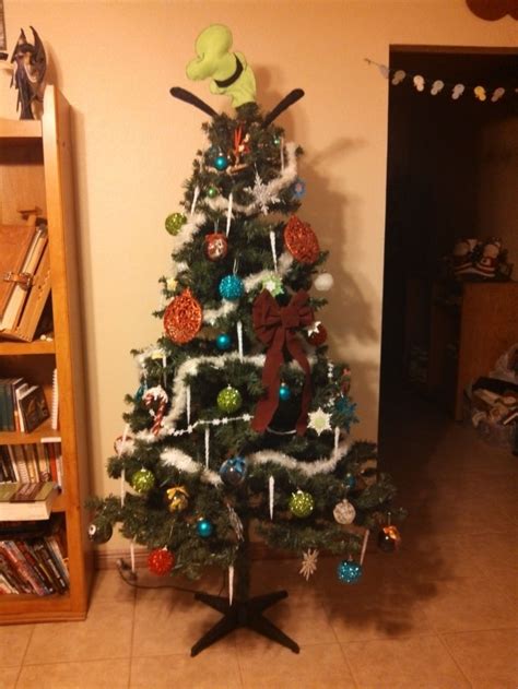 A Very Goofy Christmas! Part 1: The tree topper | Christmas tree ...