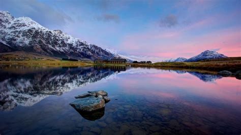 Must-see lakes of New Zealand