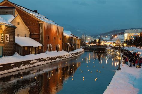 The Otaru Snow Light Path festival - Alo Japan