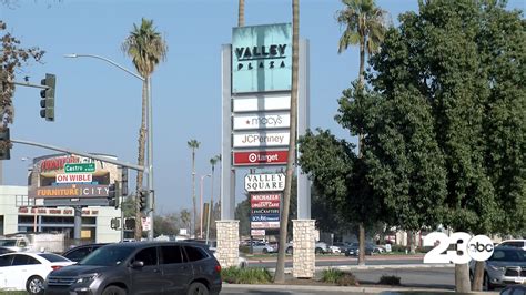 Bakersfield leaders address crime concerns at Valley Plaza Mall