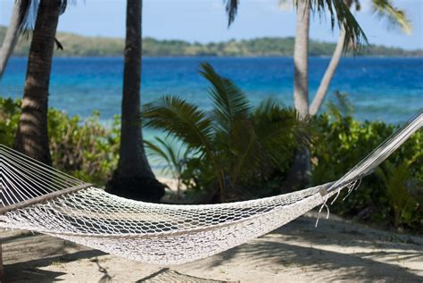 Free Stock photo of Empty hammock at a tropical beach | Photoeverywhere