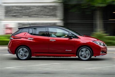 Nissan Leaf Review | DesperateSeller.co.uk