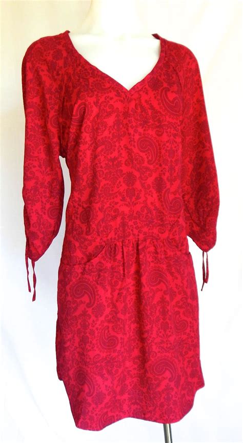 red paisley dress | Long sleeve dress, Dresses with sleeves, Fashion