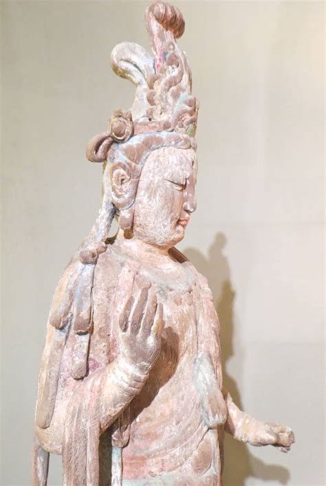 Ming Dynasty Wooden Sculpture of a Standing Guanyin, China, 1368-1644 For Sale at 1stDibs | ming ...