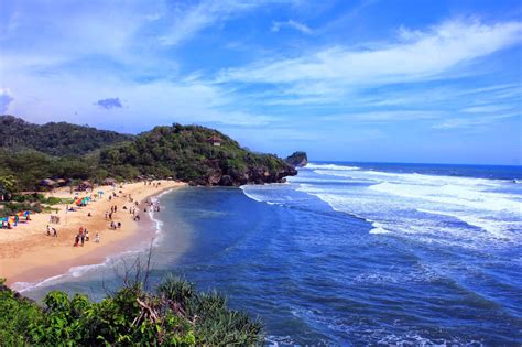 18 Pantai di Gunungkidul yang Wajib Dikunjungi - Wisatamy