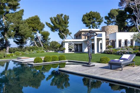 Sale Villa Cannes - 6 Bedrooms - Sea view - Contemporary villa . Ref 1010