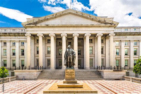 US Treasury Building - Visit Washington